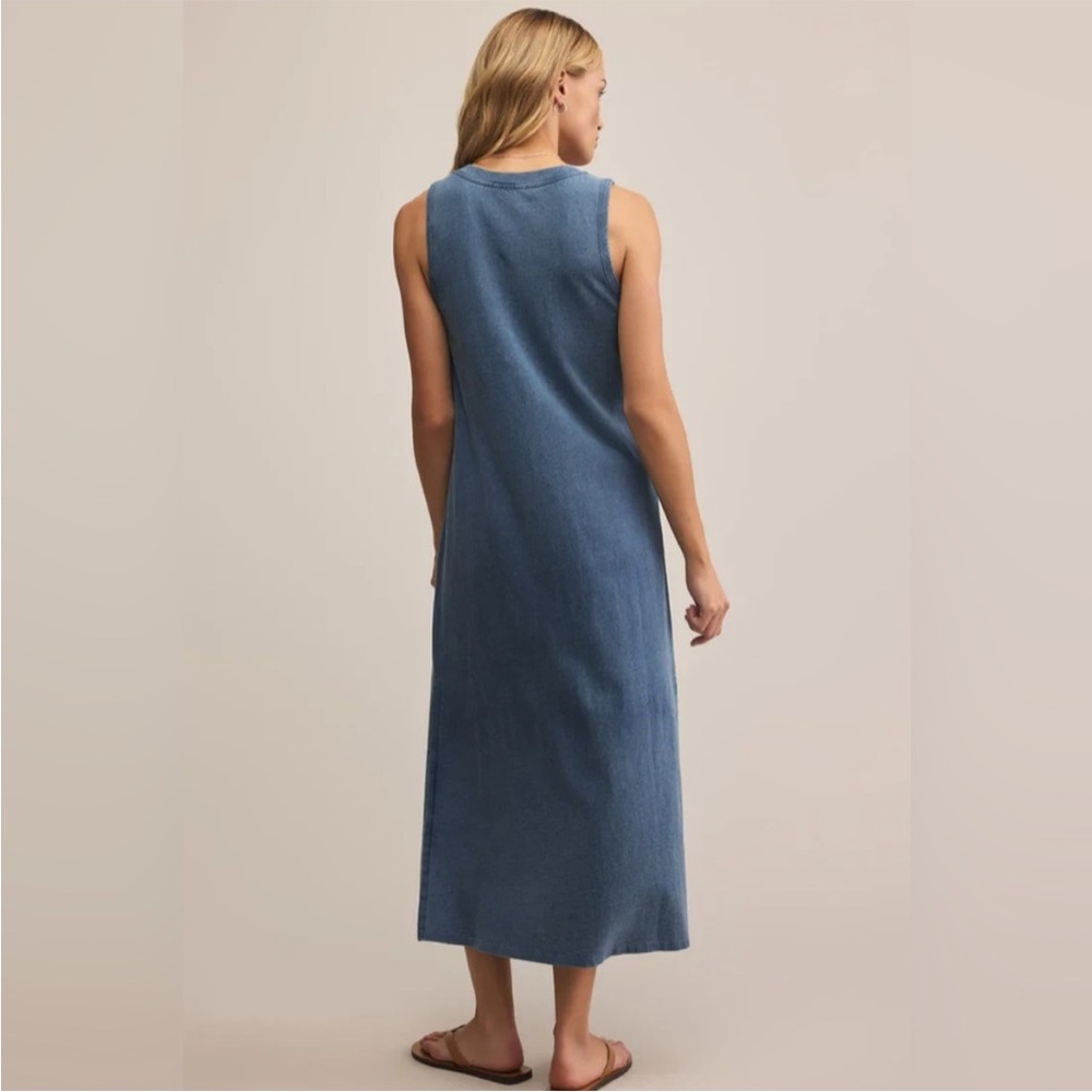 NWT Z supply Palisades Jersey Denim Dress in vintage indigo - Picture 2 of 3